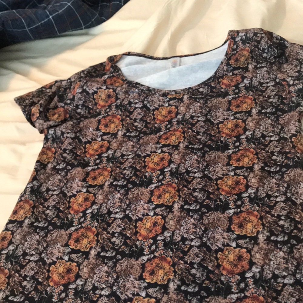 Lularoe classic t